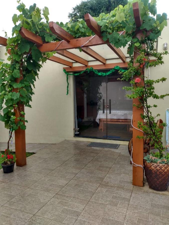 Casa Aconchegante Ou Suites Privativas 卡内拉 外观 照片