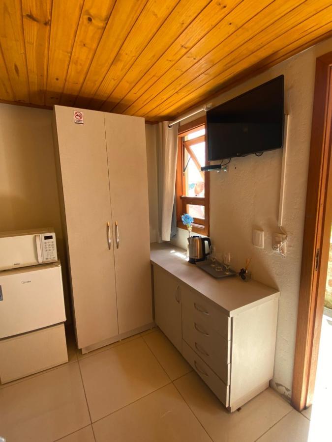 Casa Aconchegante Ou Suites Privativas 卡内拉 外观 照片
